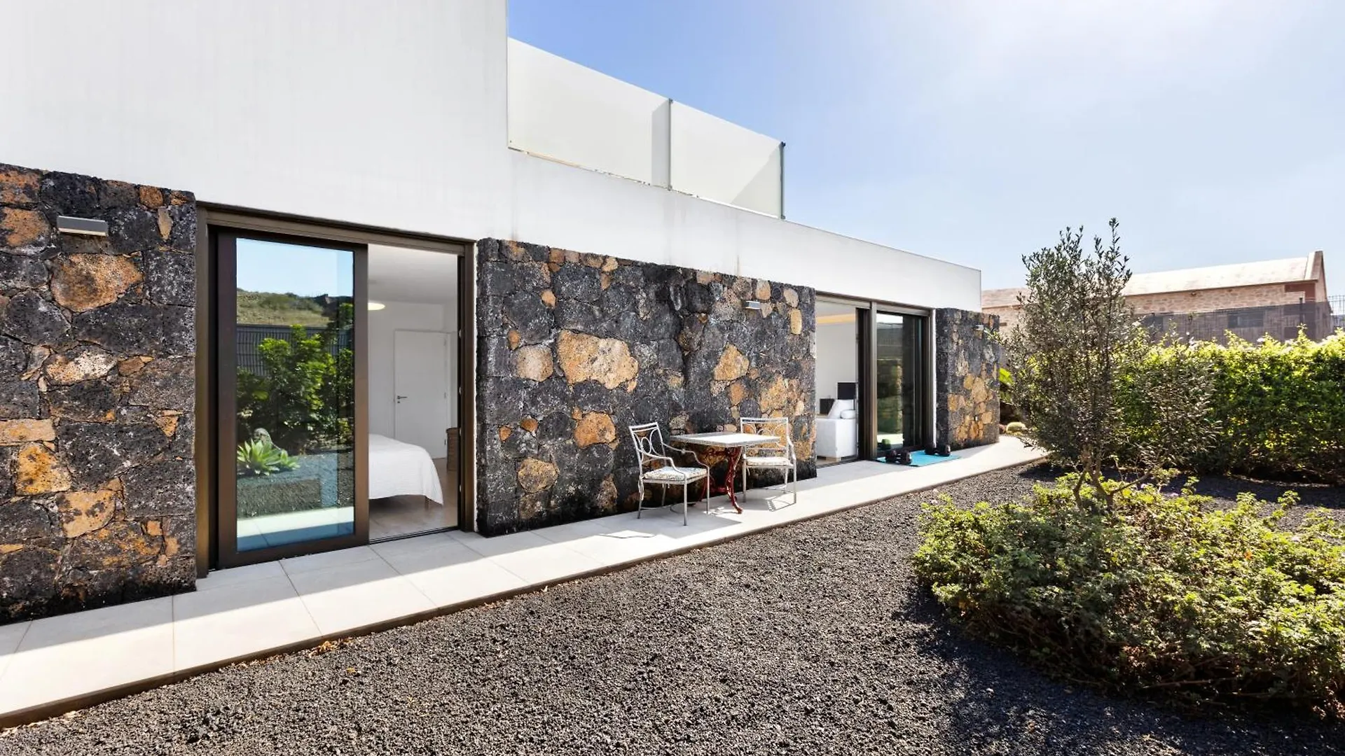 別荘 Villa La Tabaiba- Bright Open Spaces, Private & Heated Pool ラ・オリーバ